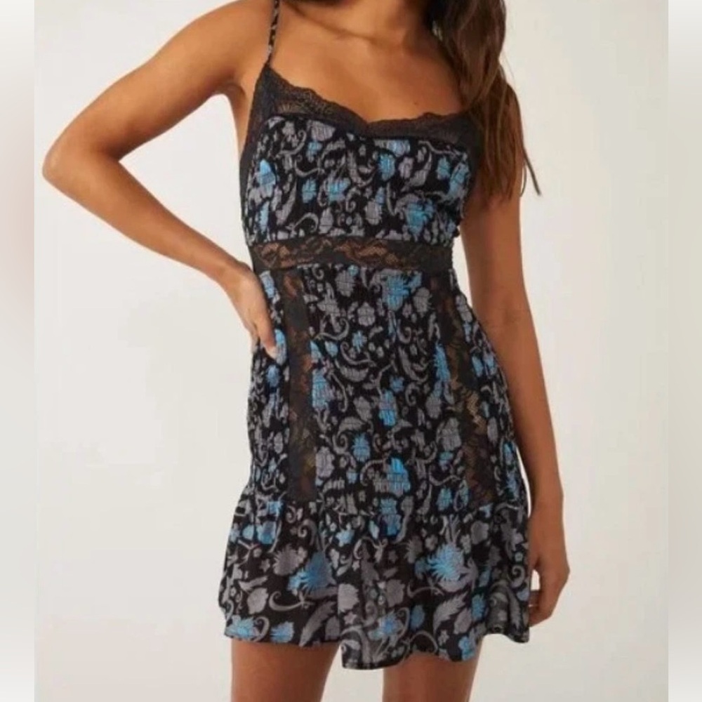 Free People Last Nighy Mini Slip‎ Dress Medium Black Combo Floral Lace Empire